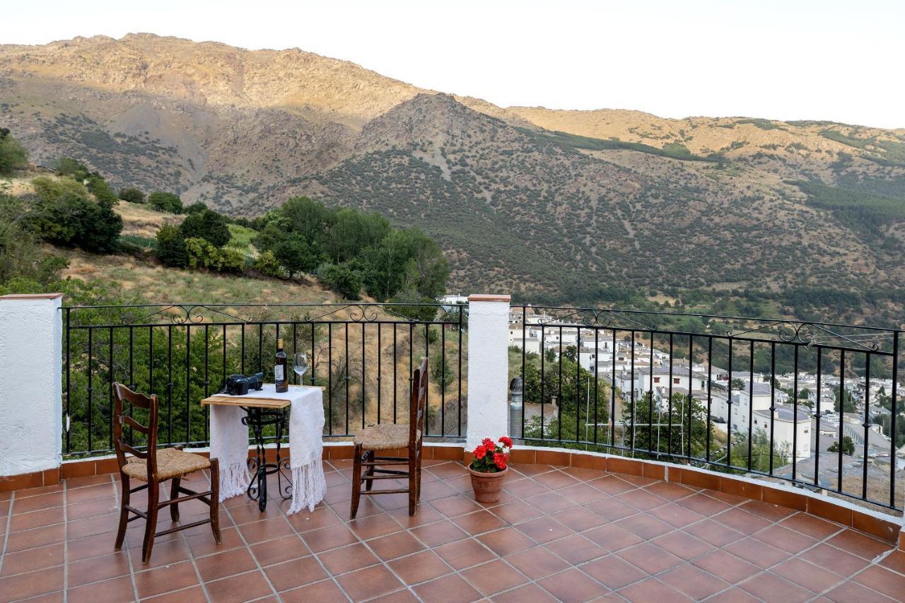 Casa Rural El Fuerte De Atabuey Trevélez Εξωτερικό φωτογραφία